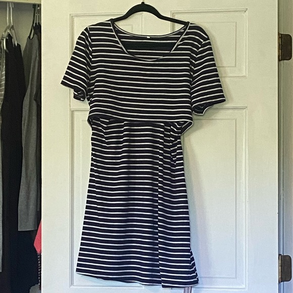 PatPat Dresses & Skirts - Nursing dress